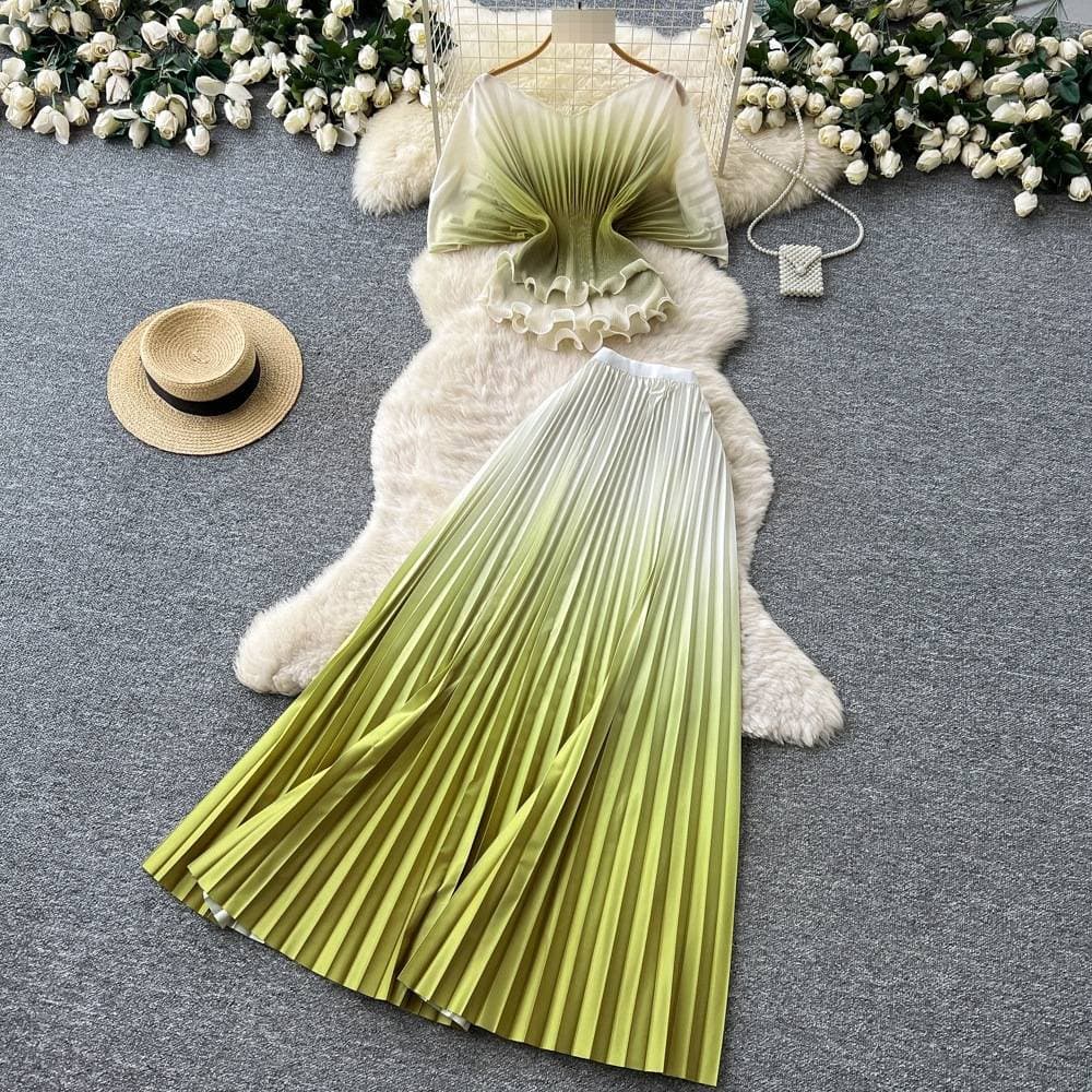 Women's Gradient Pleated Slim Fit Two Piece Set Waist Cinching Cardigan And Skirt Inspired Suit For Summer Commuting