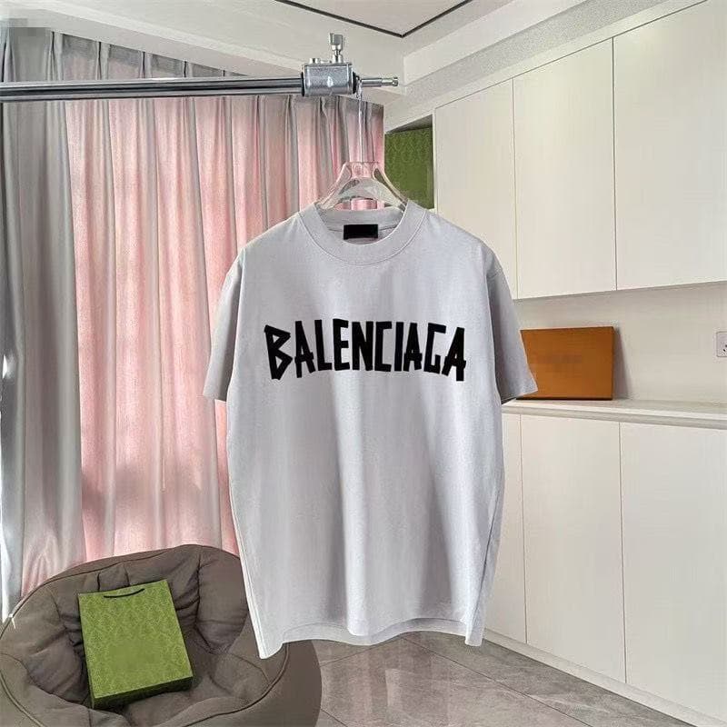 T-shirt à manches courtes été 2026, style streetwear, polyvalent et de haute qualité, idéal pour les couples.