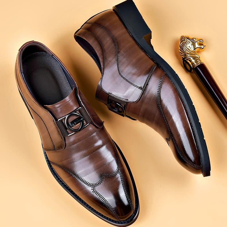 Chaussures pour hommes Chaussures décontractées en cuir à enfiler Chaussures à bout pointu brodées