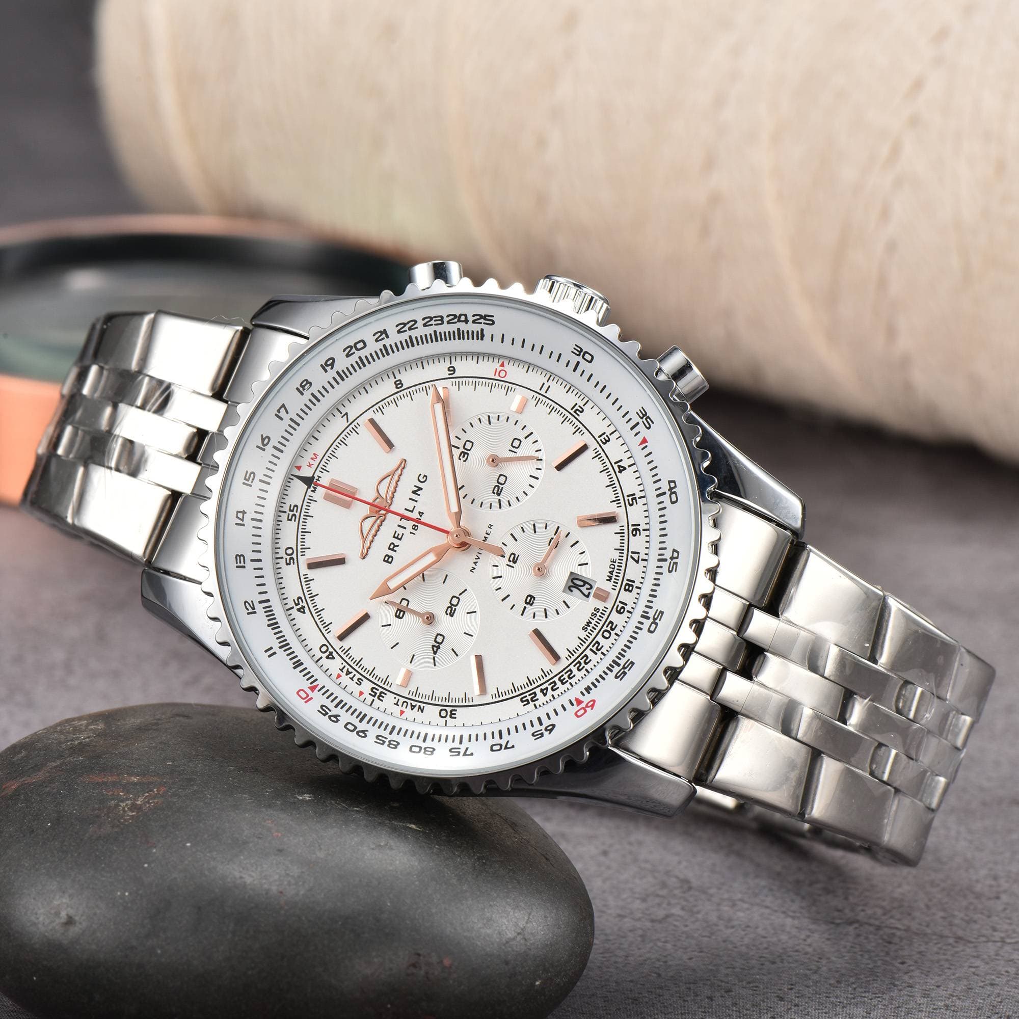 Chronographe d'aviation montre mécanique hommes cadran panda généreux mode modèles d'affaires classiques