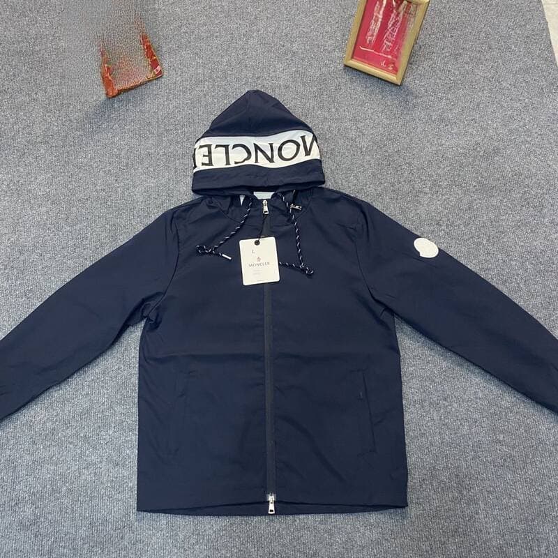 Veste imprimée décontractée à capuche Mengjia pour homme, collection printemps-automne 2026 : un haut tendance et polyvalent.