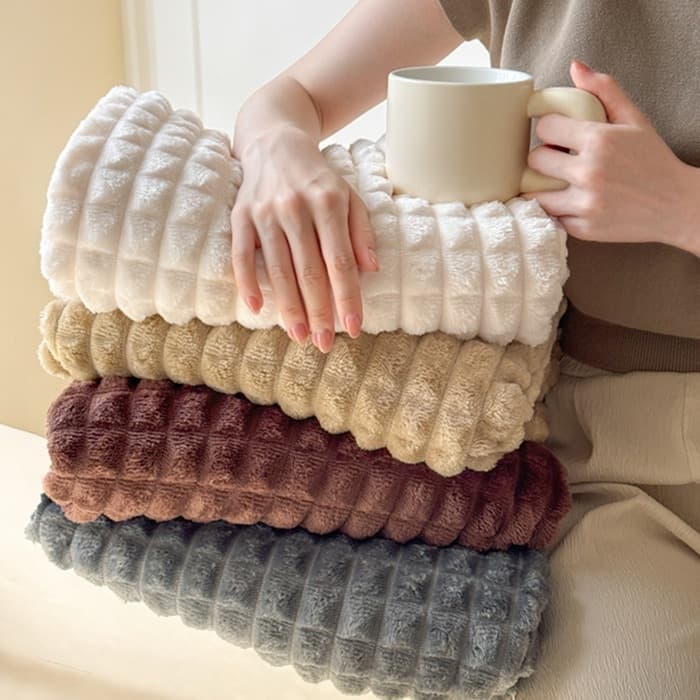 Blanket Thickened Milky Velvet Flannel Blanket Strips Cut Grid Multifunctional Gift Cover Blanket