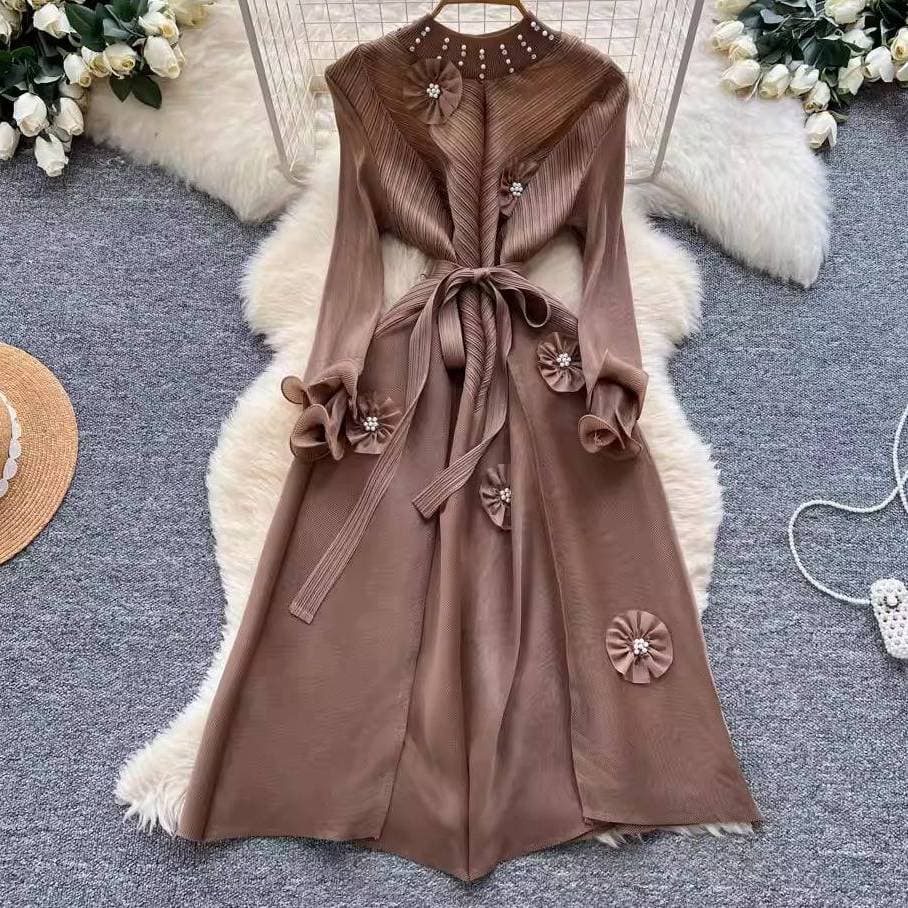 ​​Elegant Pleated Floral Beaded Dress For Women - Stylish Tie Waist Long Dress With European & American Fashion Design​​