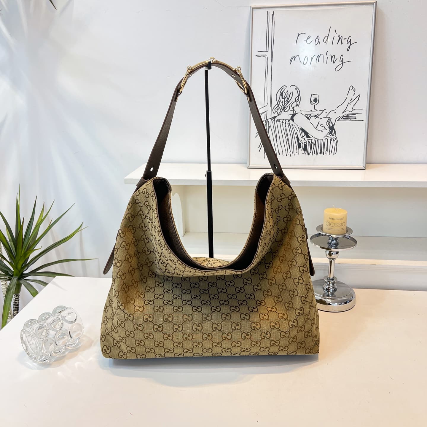 Sac à main Horsebit 2025, bandoulière Giorgio Armani, détails métalliques, sac porté épaule, sac à main en toile imprimée et cuir