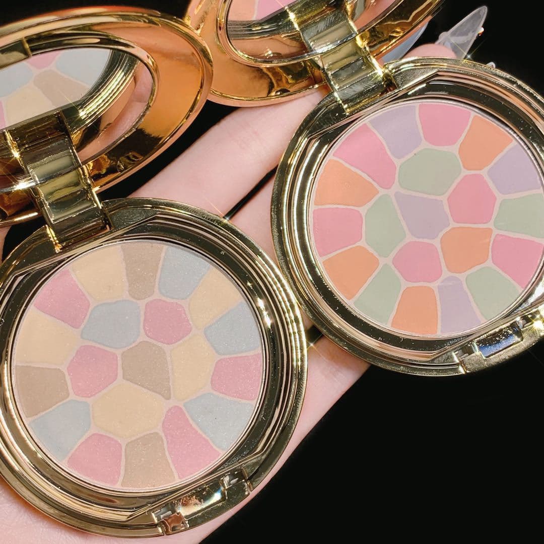 E Flatbread Happy Face Powder Oil Control Lasting Makeup Pork Belly powder makeup