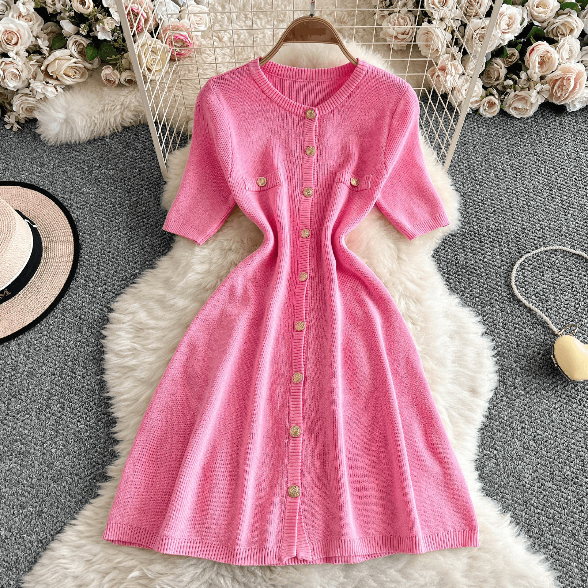 Women's Clothing Gentle Pink Round Neck Knitted Dress Summer Women's Clothing Metal Buckle Waist Slim A Line Medium Length