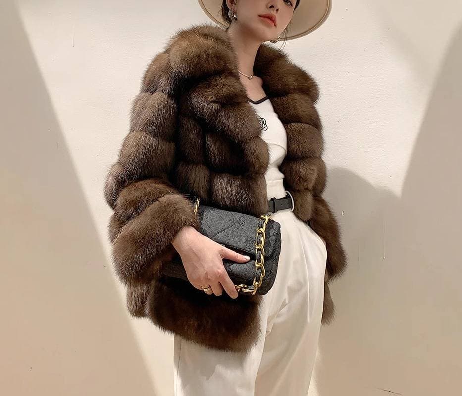 Luxury Faux Mink Coat With Starry Design - Short Winter Jacket For Women, Notched Collar, Elegant Faux Fur Coat In Chestnut​​
