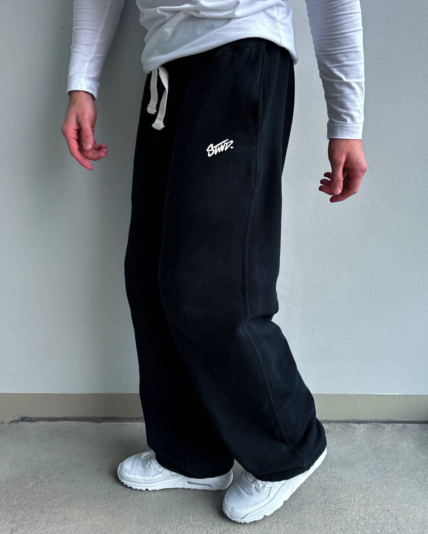 Nouveaux pantalons européens et américains pour hommes en toutes saisons, pantalons de sport et décontractés à coupe droite et ample, costumes longs très populaires