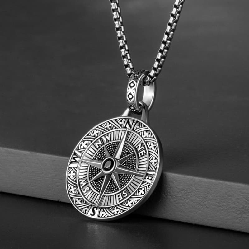 Fashion Compass Compass Pendant Necklace Men's Simple Versatile Jewelry