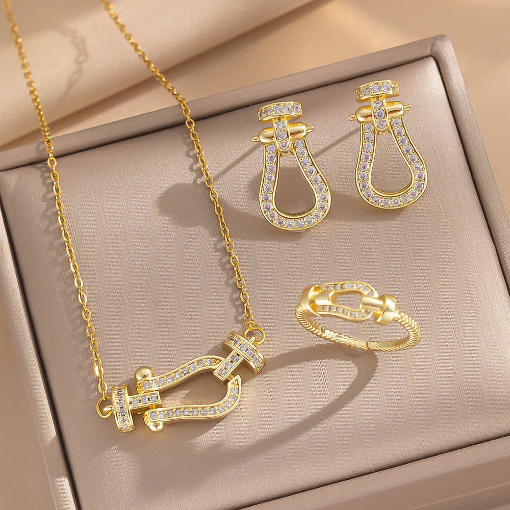 Set Of European And American Foreign Trade Hot-Selling Horseshoe Buckle Necklaces For Women, Versatile Micro-Inlaid