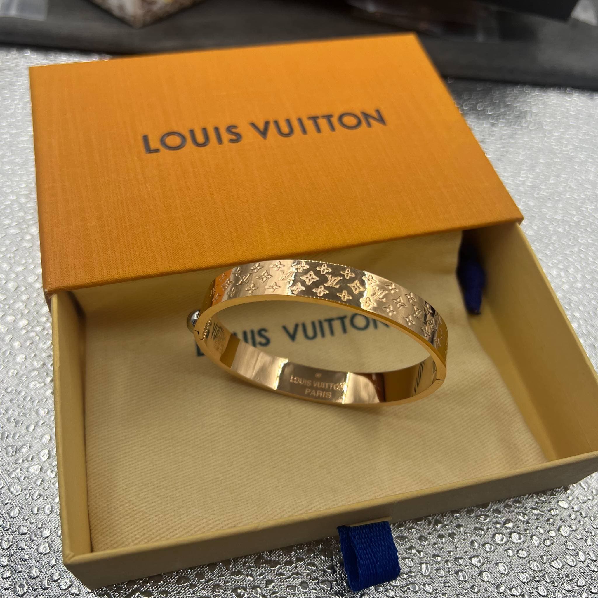 Bracelet de luxe pour couple, pour hommes et femmes, en acier inoxydable, à fleurs, tendance