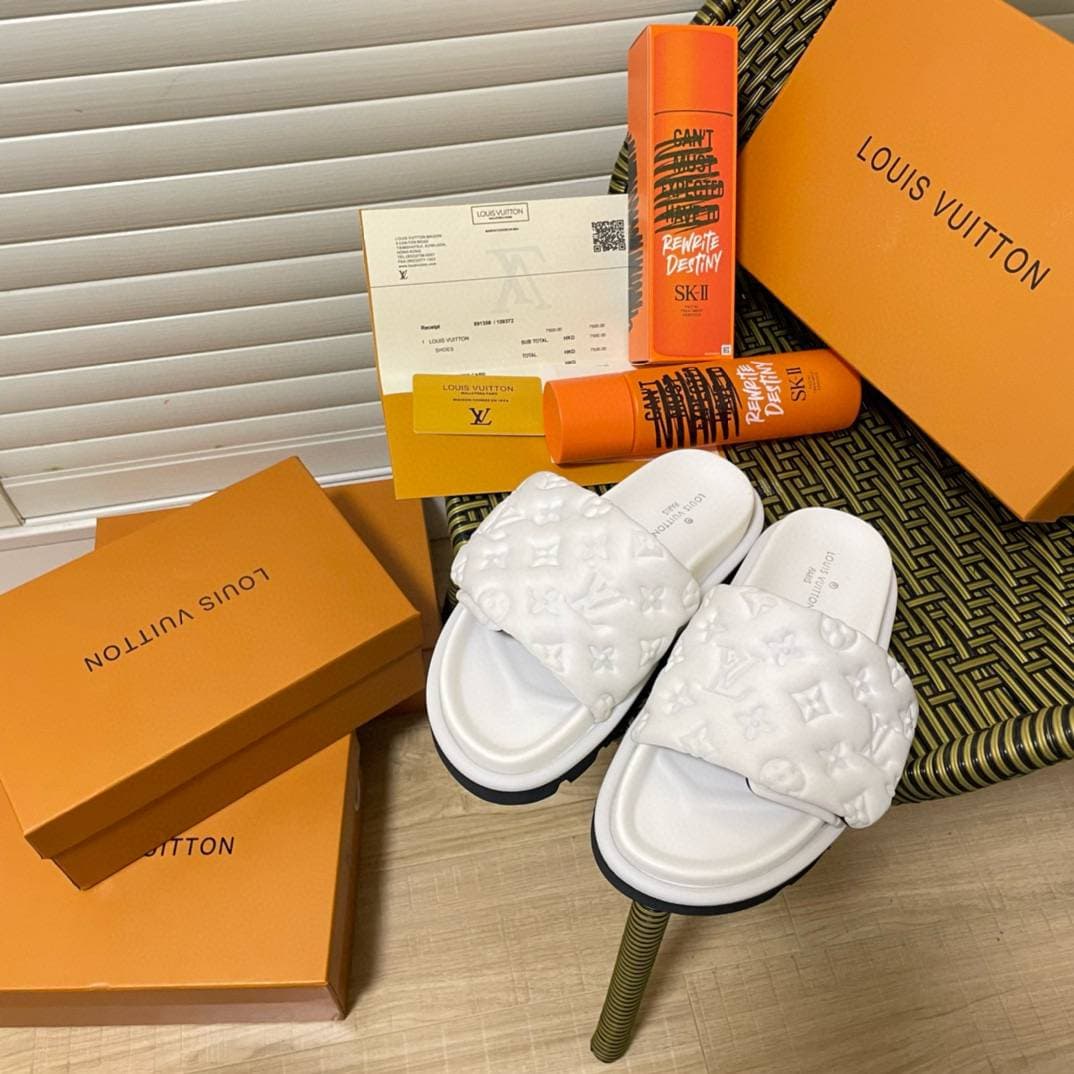 Louis,Vuitton,lv,chaussures d'été unisexes tendance de créateur de mode pantoufles en gelée 11