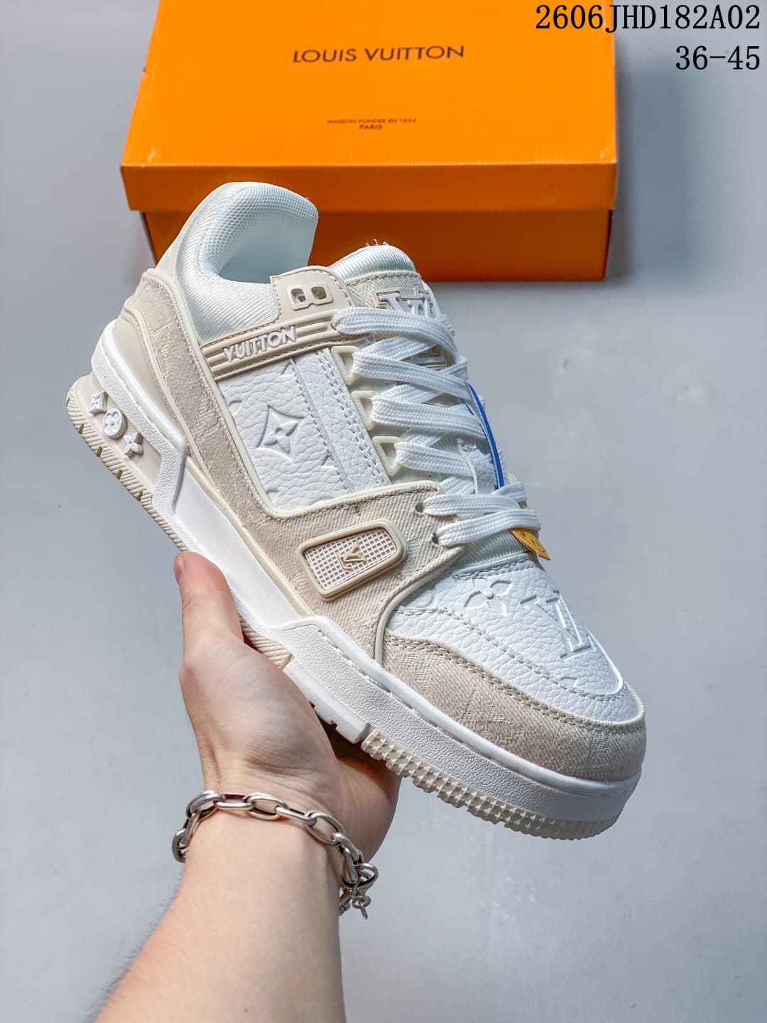 Nouvelles baskets originales inspirées de Louis Vuitton, couleur crème et blanc, basses, style rétro basketball, streetwear décontracté, chaussu