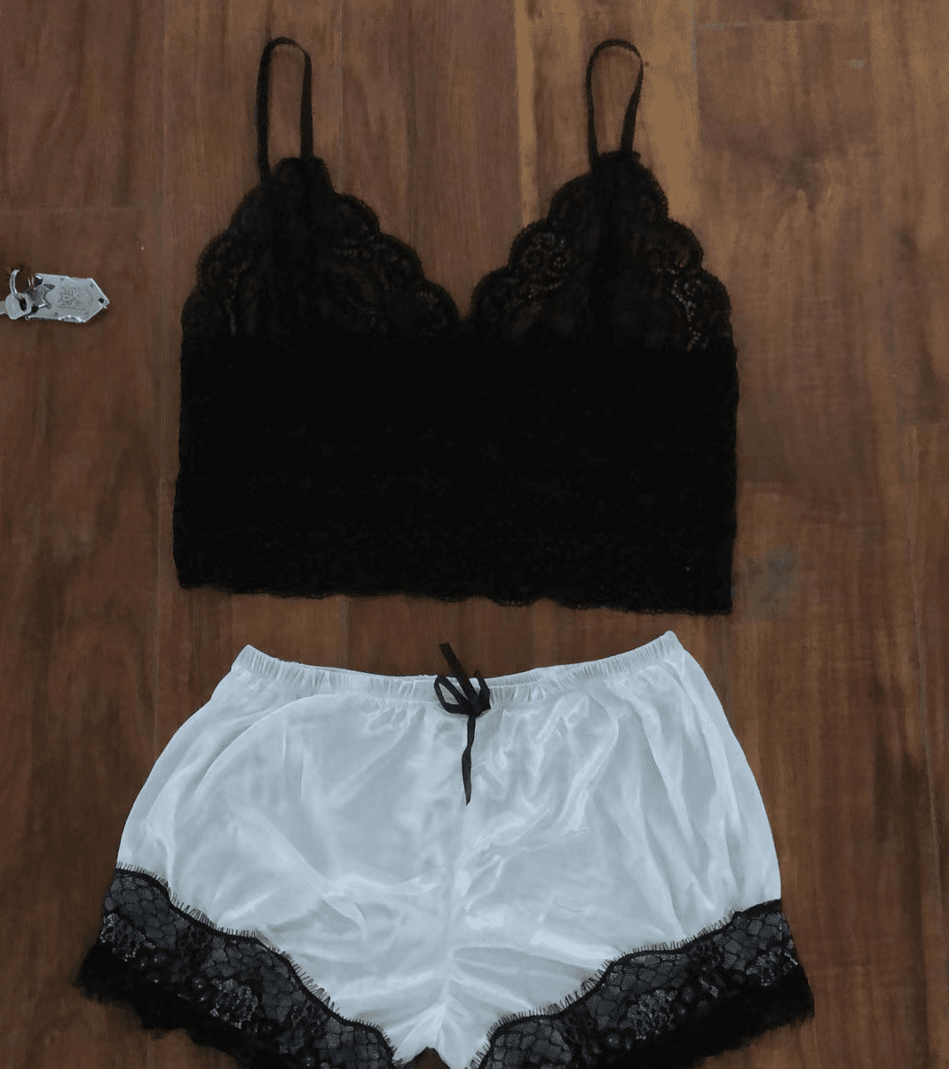 Vêtements pour femmes pyjamas pyjamas en dentelle sous-vêtements chemise de nuit