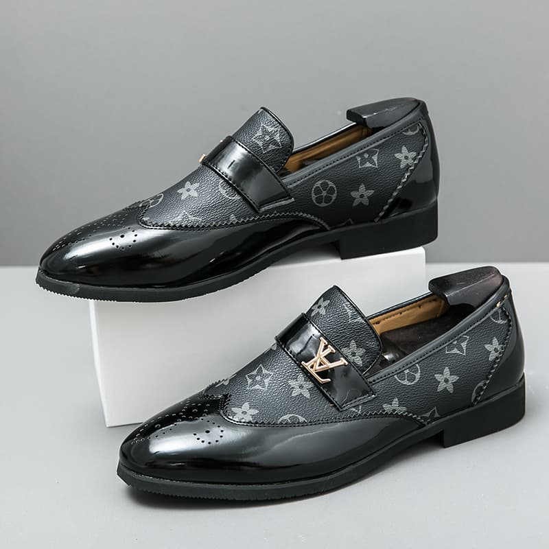 Nouvelles chaussures en cuir à la mode pour hommes Chaussures en cuir polyvalentes et élégantes