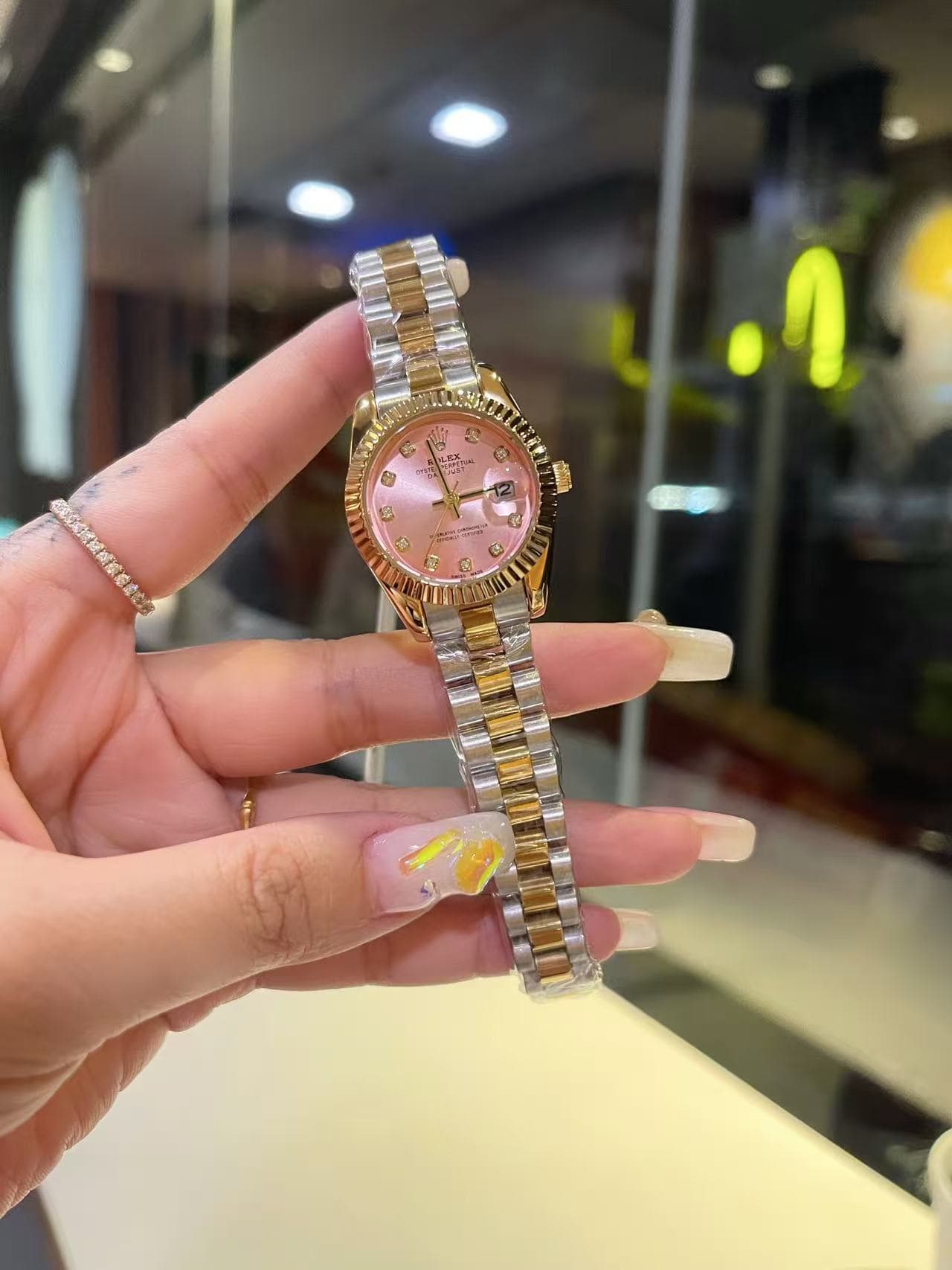 Montre femme 28 mm, édition limitée, verre saphir AAA, style noble et élégant, bracelet en acier massif 316, quartz, cadeau d'anniversaire.