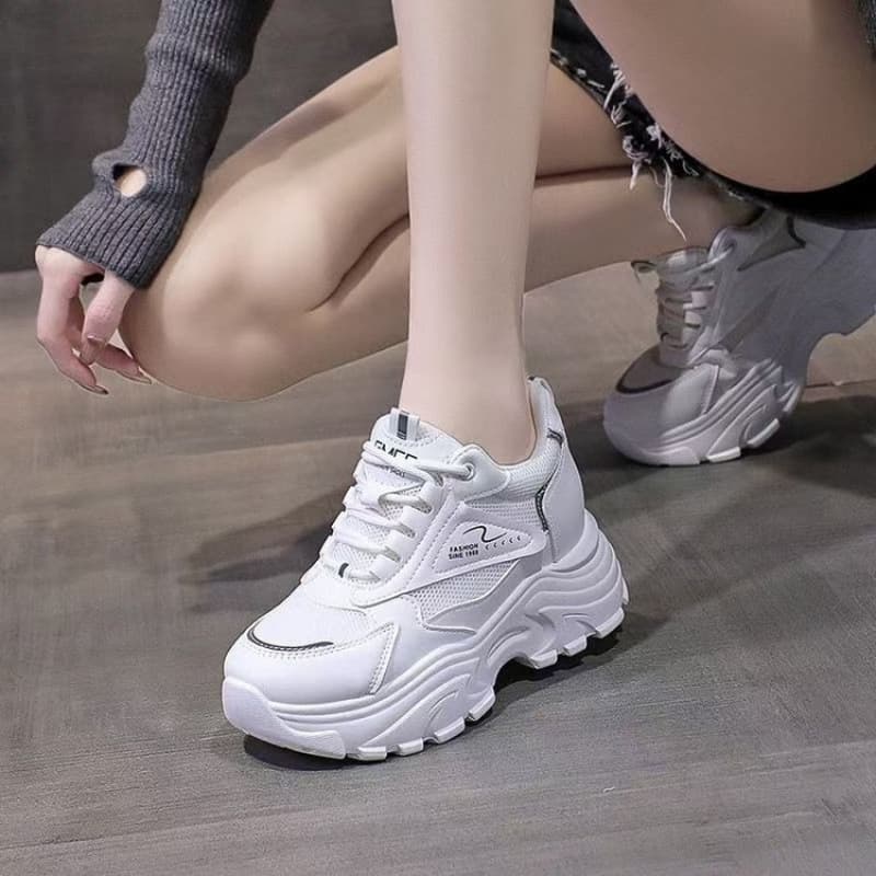 Small White Shoes Female Thick Soles All Match Spring And Autumn New Dad Female Breathable Leisure Sports Shoes