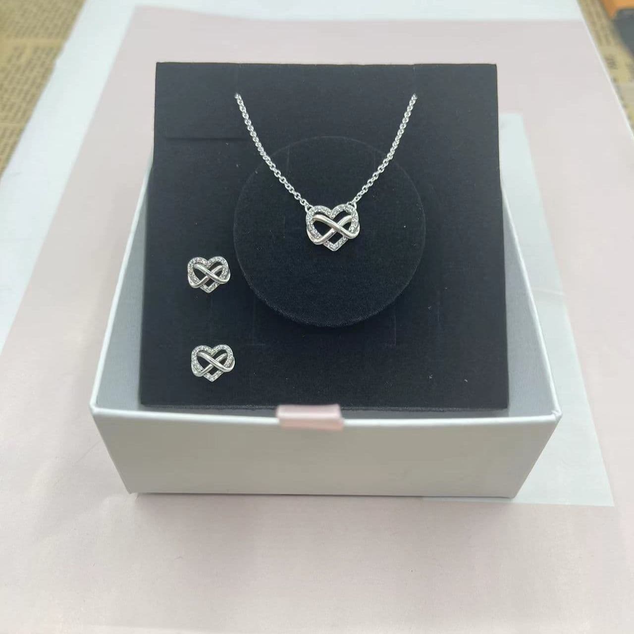 Popular Necklace And Earrings S925 Silver Couple's Light Luxury High-End Gift For Valentine's Day