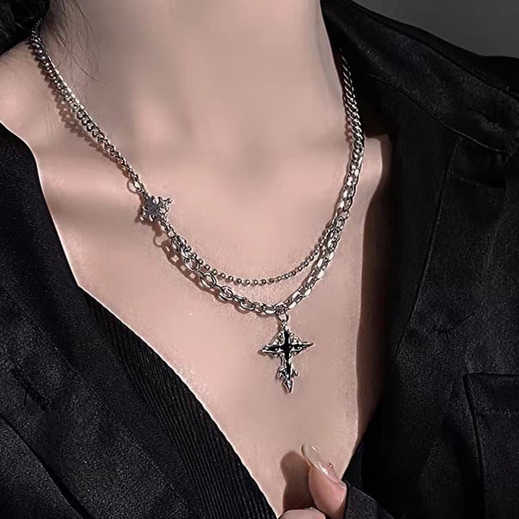 Black Cross Necklace, Men's Trendy Instagram, Hip Hop, Unisex, Small And Luxury Chain, Sweater Accessories, Women