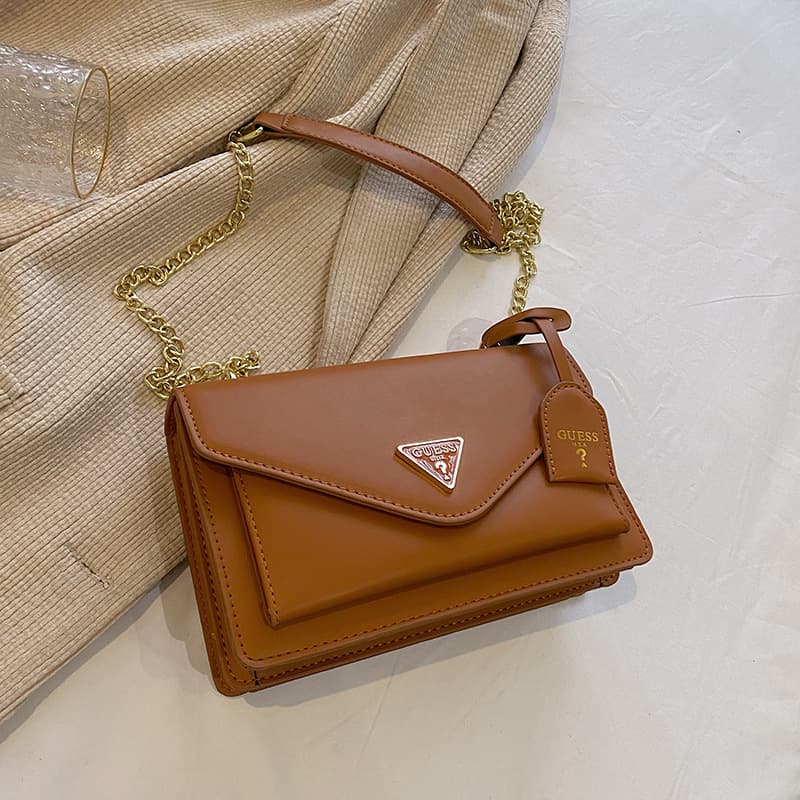 Sac bandoulière tendance pour femme, style écolière, collection 2026
