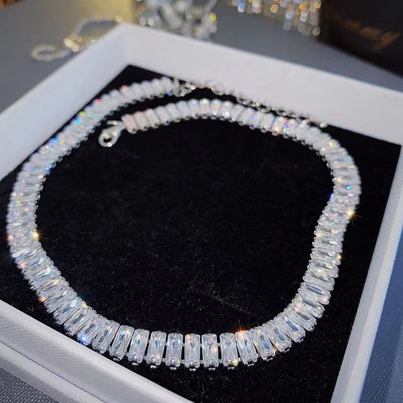 Necklace Light Luxury Zircon Simple Fashion N High Sense Temperament Short Neckbone Chain Personalized Fashion