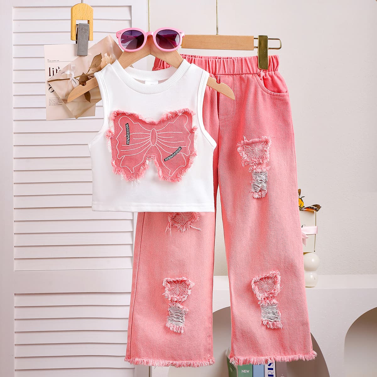 Kids’ Clothing Summer Girls Sleeveless Patch Bow Top Ripped Denim Trousers Two Piece Suit