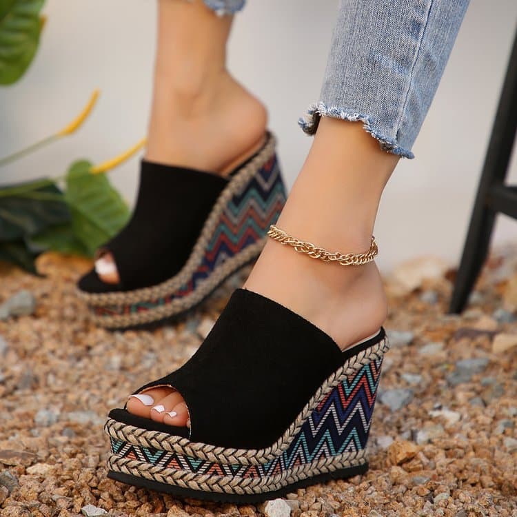 Women Wear Stylish New High-heeled All-in-one Platform Muffin Fish Mouth Sandals