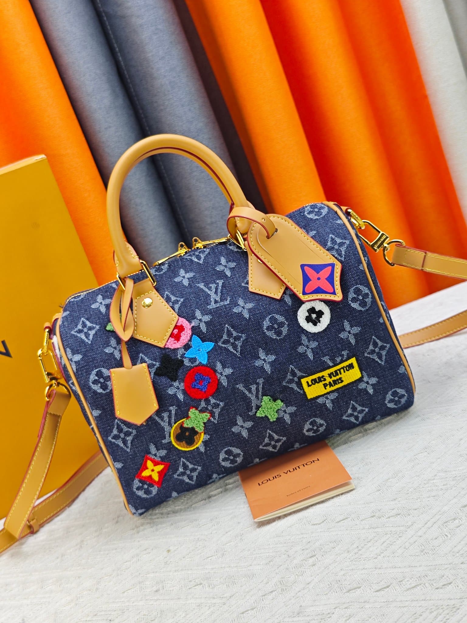 Sac à main LV, bandoulière avec anse amovible, texture haut de gamme et design polyvalent
