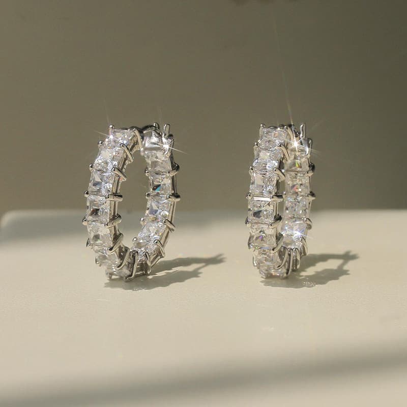 Cao Shi Fashion Micro Inlaid Square Super Sparkling Zircon Light Luxury Style Round Women's Versatile Earrings