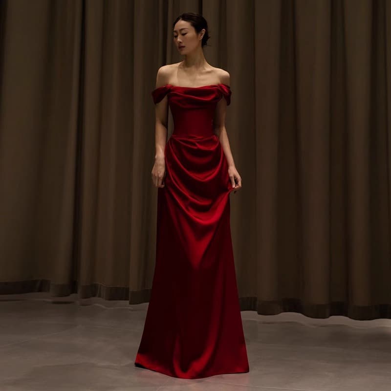 Women's Clothing One Shoulder Toast Dress High End Light Luxury Bride Engagement Dress New Style Small Tail Slim Satin Dress