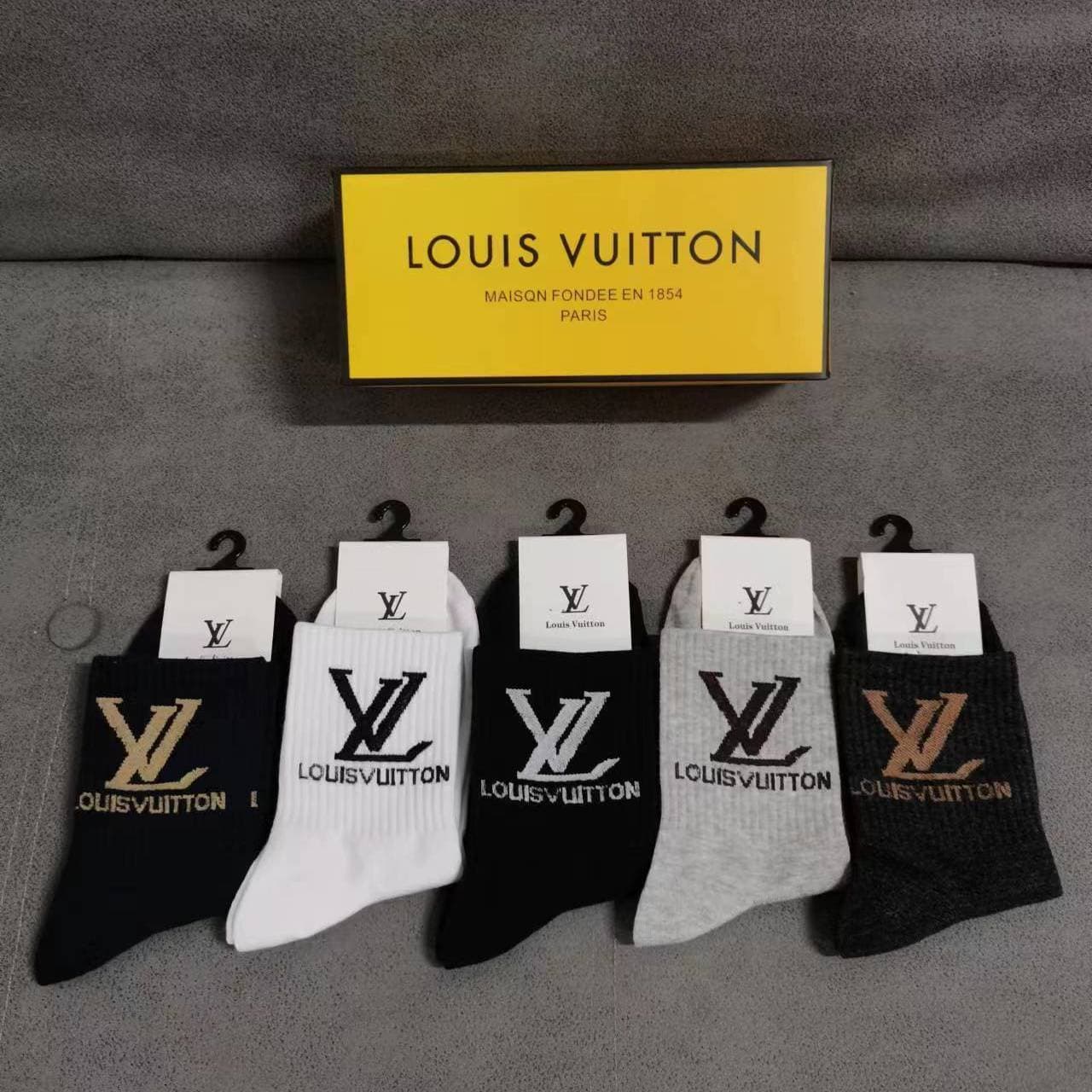 Automne et hiver nouvelles chaussettes mi-tube chaussettes d'affaires décontractées pour hommes lettres tendance de la mode pour hommes chaussettes