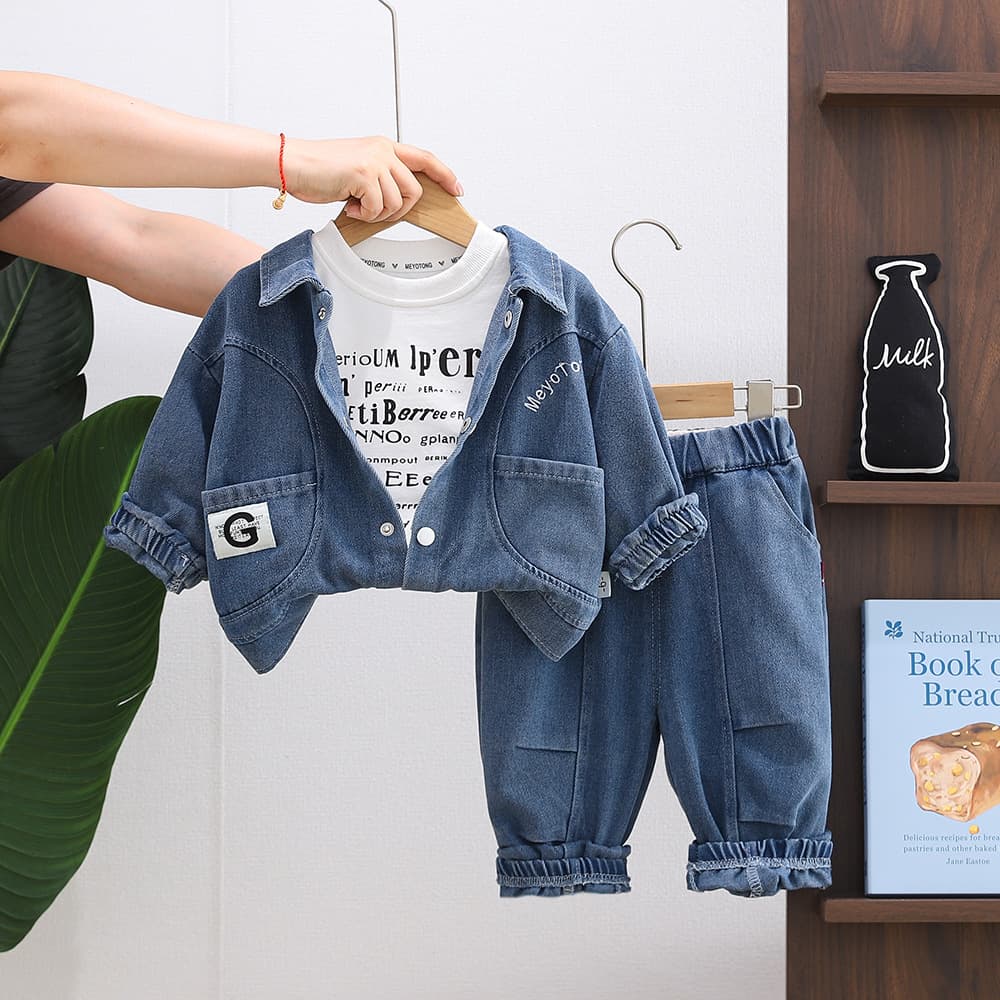 Boys' Outfit 2025 New Stylish Toddler Baby Spring Autumn Fashionable Children's Letter Denim Three-Piece Set