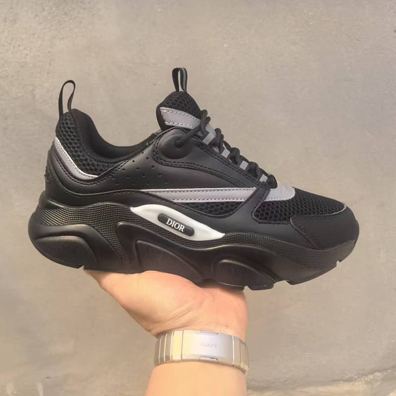 Chaussures de sport et de course à lacets colorées pour couple, modèle haut de gamme D Home B22, quatre saisons, 2025