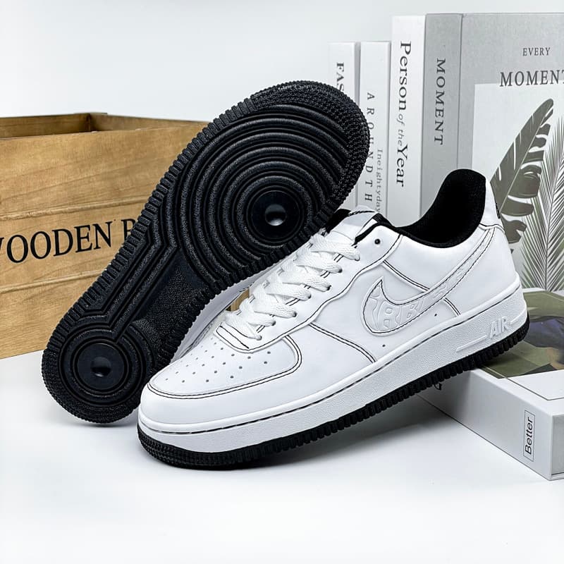 Chaussures de course basses pour femmes et hommes, style décontracté, semelle épaisse, style simple et basique, idéal pour les magasins d'usine
