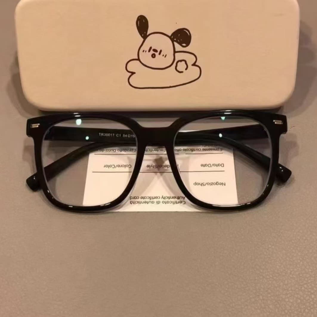 Plain blue light anti myopia glasses, round face slimming and versatile, with a matching degree of JS95