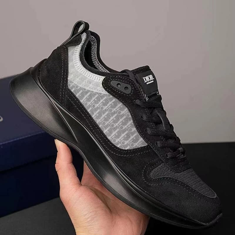 Chaussures de sport décontractées pour hommes B25, basses à lacets, semelle épaisse et contrastante, logo lettre