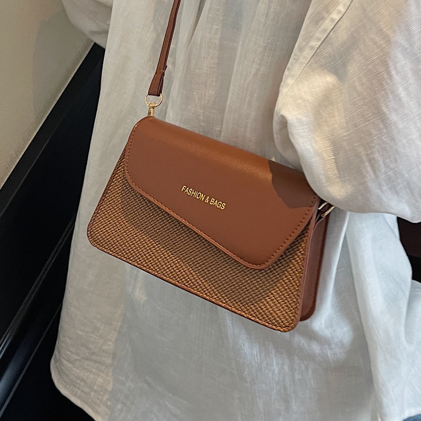 Super Trendy Small 2025 Spring Niche Design Fashion Versatile Underarm High-end Single Shoulder Crossbody Bag