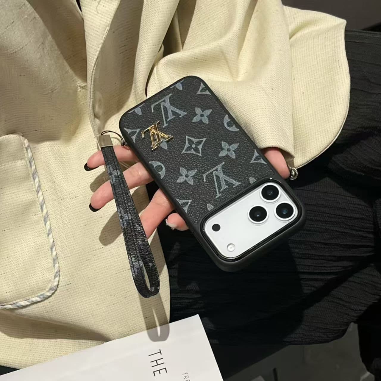 【Marque de luxe】Coque pour iPhone 17 Pro Max compatible avec iPhone 17/16/15/14/13 - Nouveau porte-cartes et cordon - Coque de protection pour t