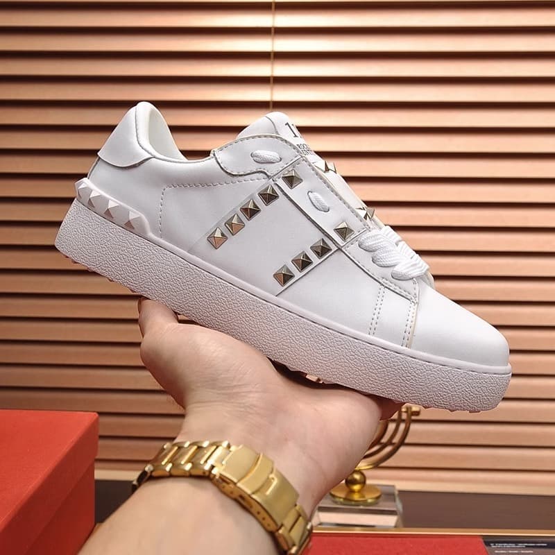 Chaussures décontractées V Family Board pour hommes, petites chaussures blanches à rivets simples, chaussures de luxe tendance, chaussures pour fe