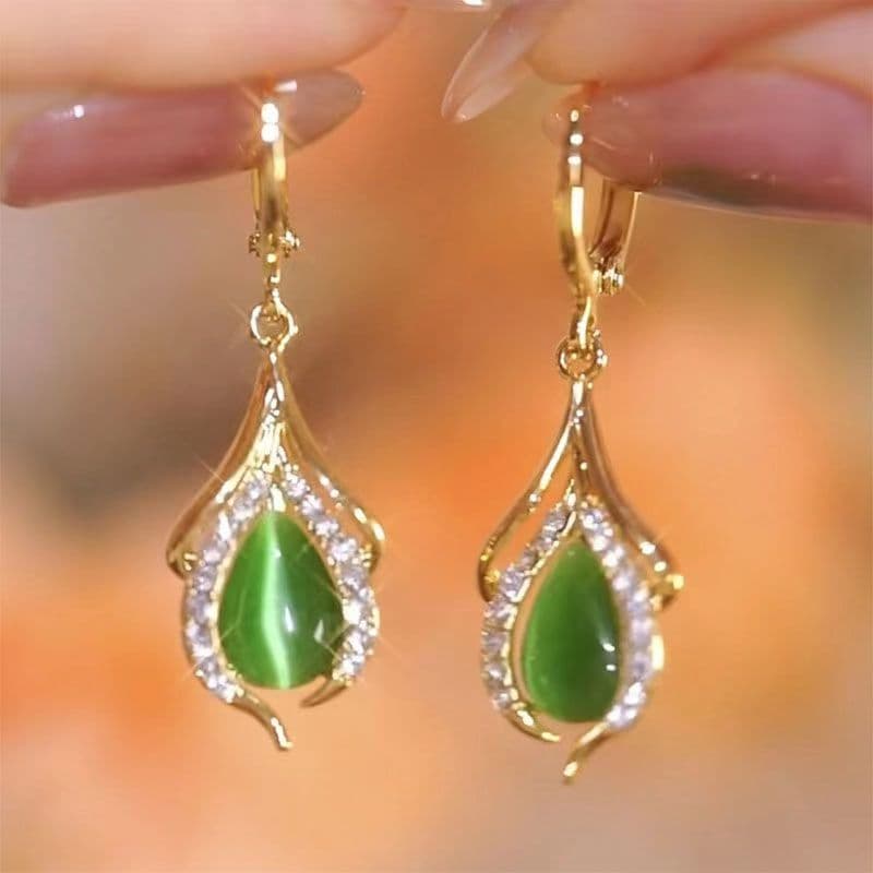 Women's earrings fresh earrings niche design high-end geometric earrings for women 2023 new cat's eye earrings earrings