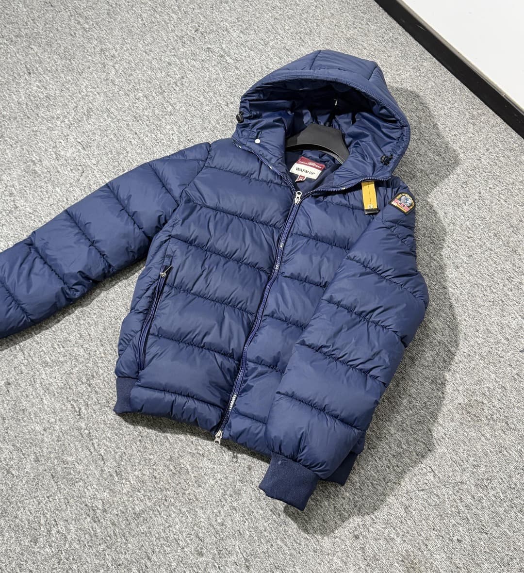 Doudoune à capuche pour femme PJS, manteau d'hiver chaud et matelassé avec empiècements aux épaules, fermeture éclair décontractée