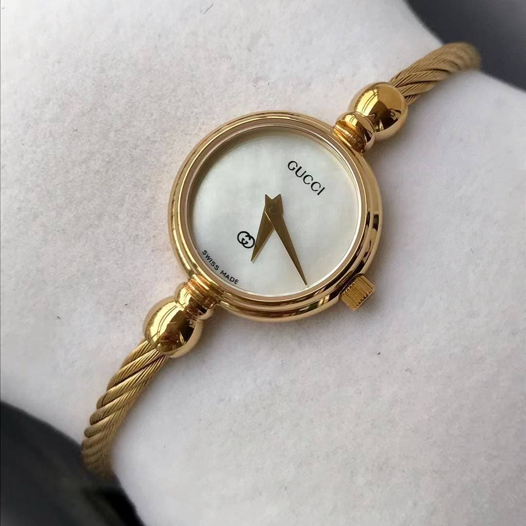 Gucci, montres à quartz unisexes tendance et tendance 31