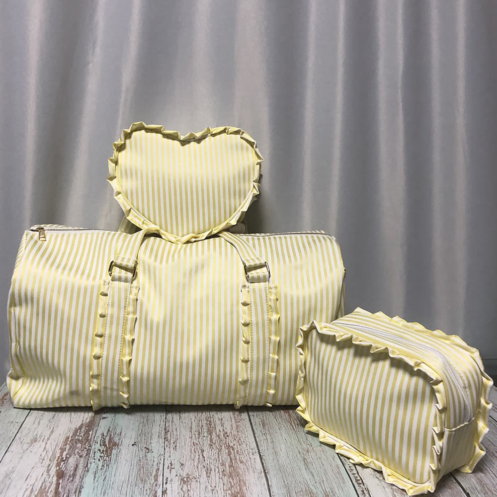 Large Capacity Travel Bag Stripes, Folds, Waves, Heart-shaped Backpack Makeup Bag Holiday Storage Luggage Bag