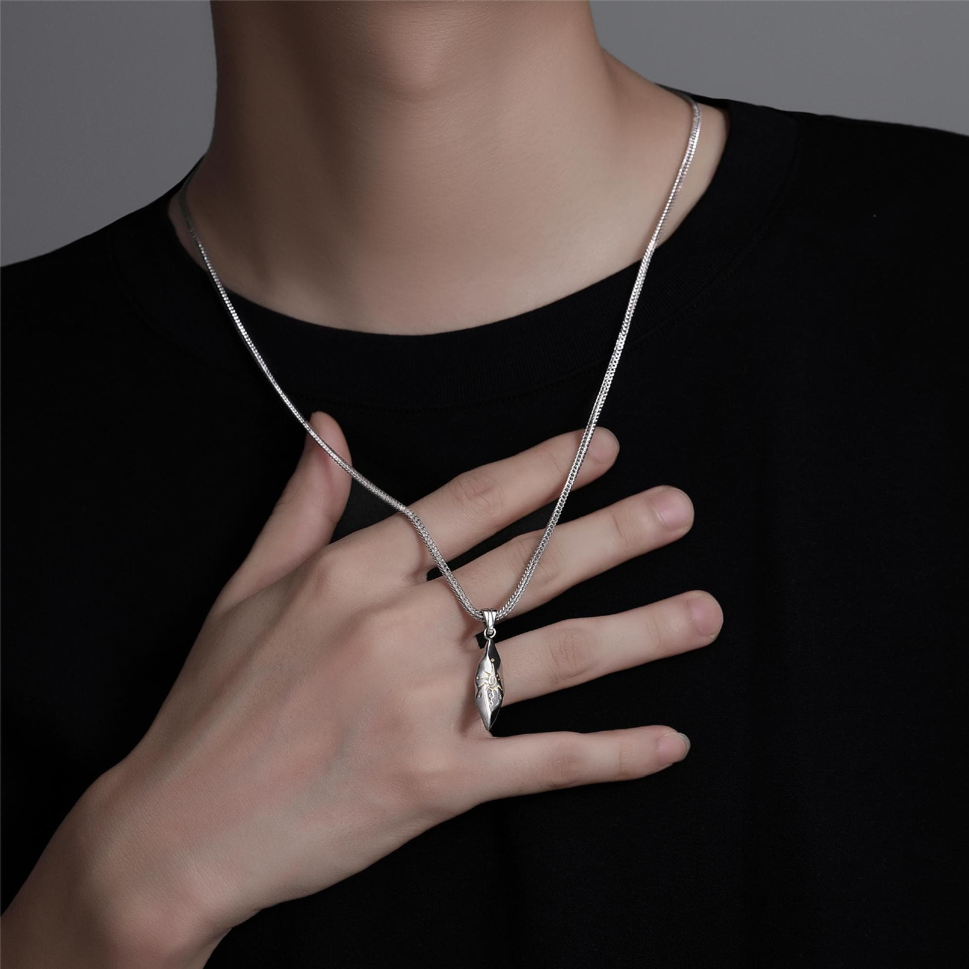Retro wishing stone necklace trendy men's personality neutral style meteorite color matching pendant men's hip hop sweater chain accessories