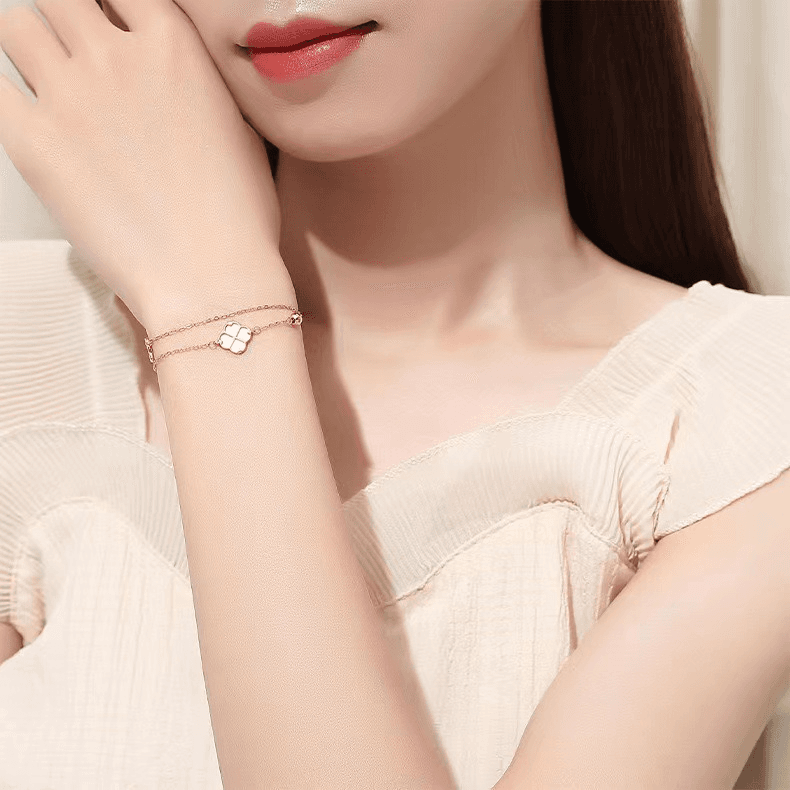 S925 sterling silver double layer four leaf clover bracelet fairy style light luxury niche design high end sense to send girlfriends birthday gift