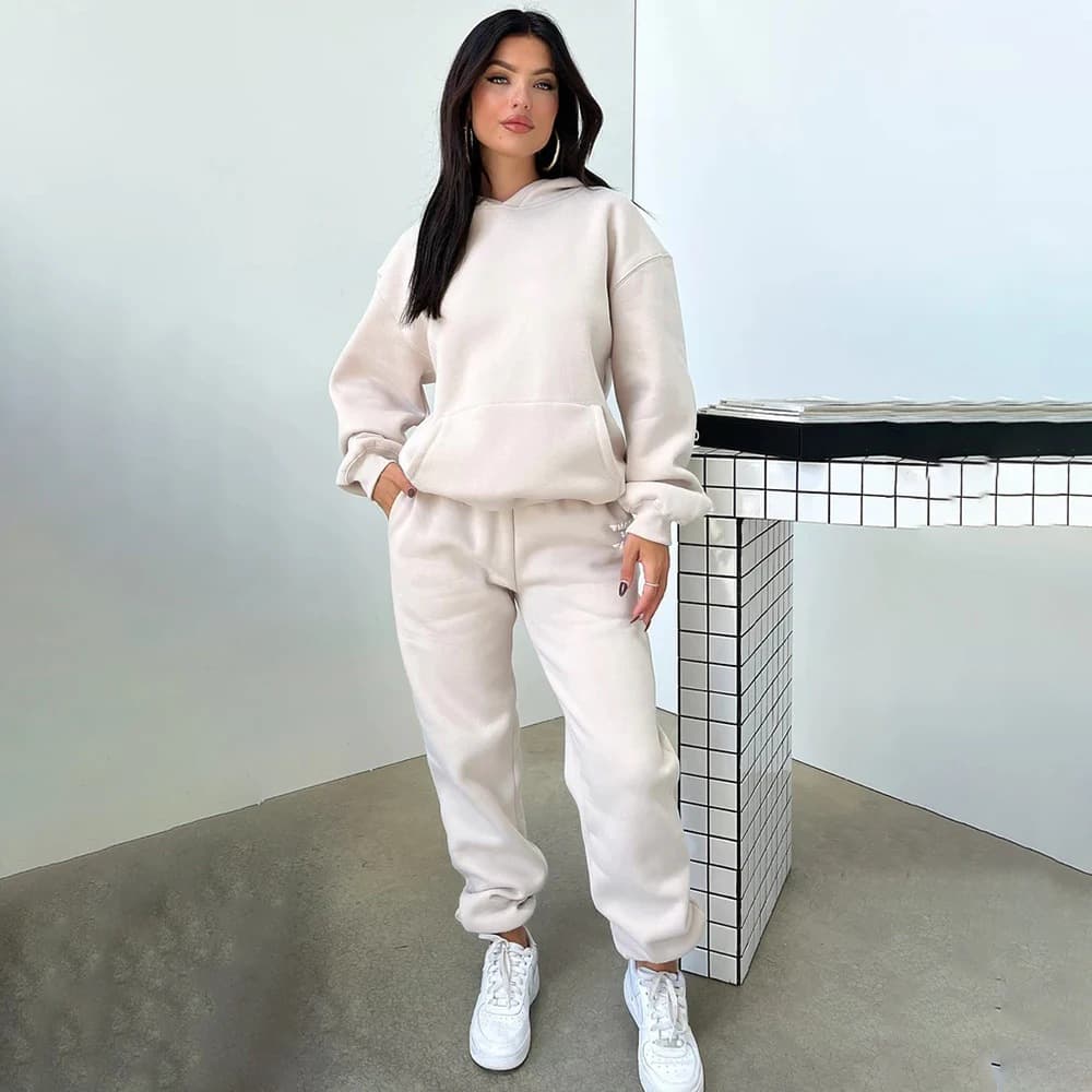 Women's Autumn And Winter New Sweatshirt Set, Fashionable Sports LOGO Long-sleeved Pullover Hooded Sweatshirt Two-piece Set