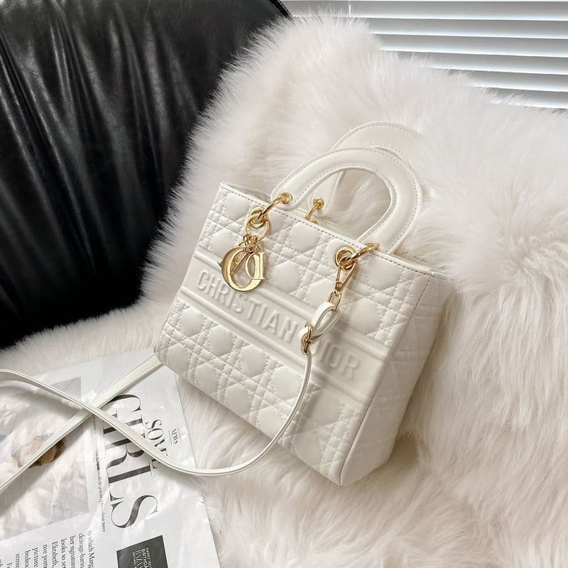 Nouveau sac à bandoulière multifonctionnel Diana pour femme, petit format, style parfum, grande capacité, texture, version coréenne