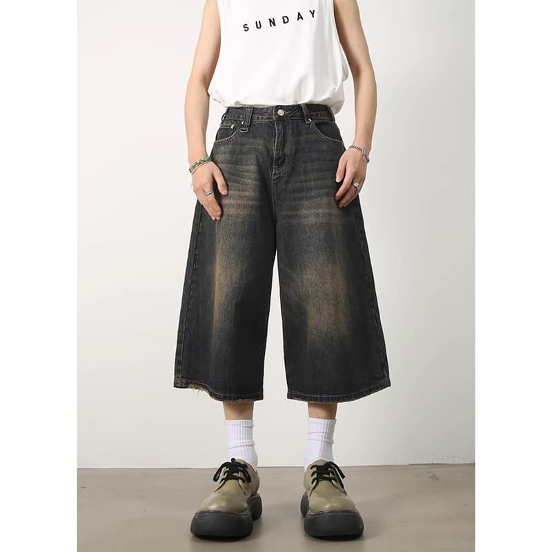 Vintage Washed Denim Shorts – Relaxed Fit, 7-Inch Inseam, Distressed Details, Streetwear Aesthetic, Unisex Baggy Jeans