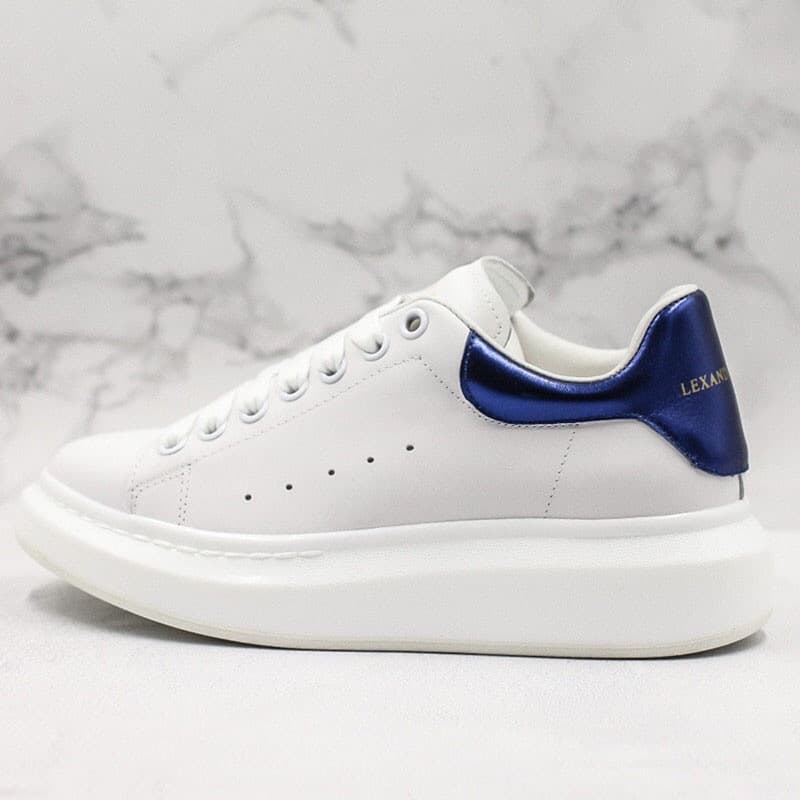 Chaussures blanches Mc Queen en cuir de vachette de haute qualité pour femmes 2023, nouvelles chaussures de sport décontractées à semelle épaiss