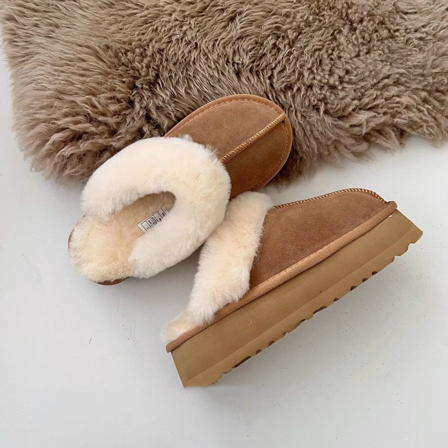 New winter fur one thick sole covered head fluffy slippers and fluffy snow boots